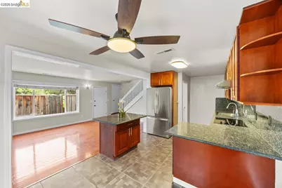 43 Paseo Grande #A, San Lorenzo, CA 94580 - Photo 8