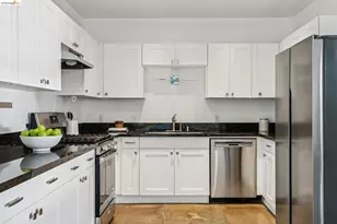 926 Chester, Oakland, CA 94607 - Photo 16