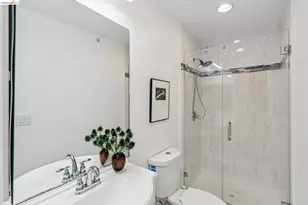 926 Chester, Oakland, CA 94607 - Photo 28
