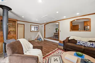 1738 Via Buena Vista, San Lorenzo, CA 94580 - Photo 14