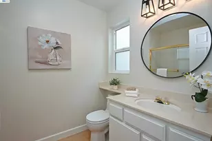 521 Silver Lake Dr, Danville, CA 94526 - Photo 32
