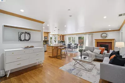 32760 Orick St, Union City, CA 94587 - Photo 8