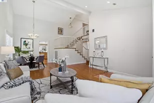32760 Orick St, Union City, CA 94587 - Photo 6