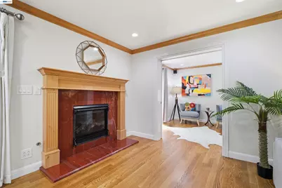 32760 Orick St, Union City, CA 94587 - Photo 10