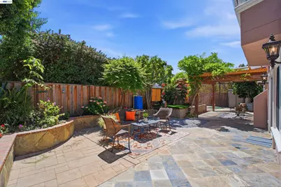32760 Orick St, Union City, CA 94587 - Photo 44