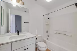 1594 Tucker St, Oakland, CA 94603 - Photo 12