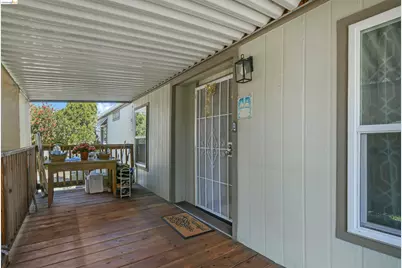 273 Luau Dr, Pittsburg, CA 94565 - Photo 4