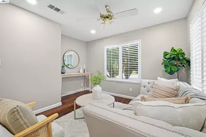 4813 Boxwood Way #120, Dublin, CA 94568 - Photo 6