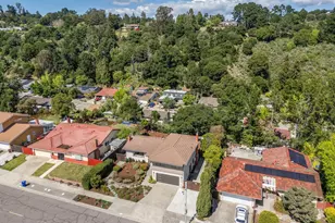 7900 Hansom Dr, Oakland, CA 94605 - Photo 56