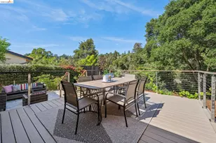 7900 Hansom Dr, Oakland, CA 94605 - Photo 42