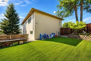 17676 Garland Ct, Castro Valley, CA 94546 - Photo 22