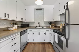 666 Oakland Ave, Oakland, CA 94611 - Photo 18
