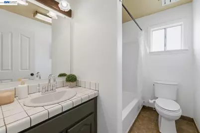 1019 Central Blvd, Hayward, CA 94542 - Photo 30