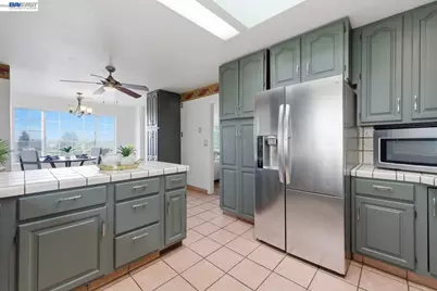 1019 Central Blvd, Hayward, CA 94542 - Photo 14
