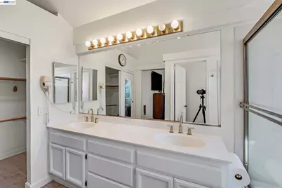 3374 Brook Leaf Ct, San Jose, CA 95132 - Photo 28