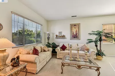989 Carter St, Folsom, CA 95630 - Photo 4