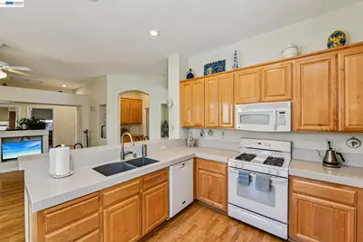 989 Carter St, Folsom, CA 95630 - Photo 20