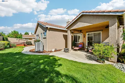 989 Carter St, Folsom, CA 95630 - Photo 36