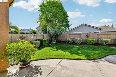 989 Carter St, Folsom, CA 95630 - Photo 34