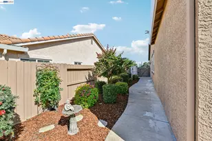 989 Carter St, Folsom, CA 95630 - Photo 38