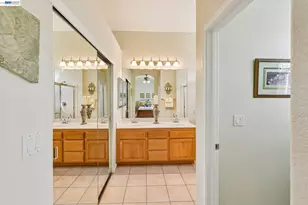 989 Carter St, Folsom, CA 95630 - Photo 32