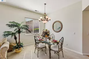 989 Carter St, Folsom, CA 95630 - Photo 14