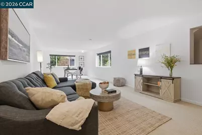 125 Elysian Fields Dr, Oakland, CA 94605 - Photo 30