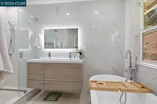 125 Elysian Fields Dr, Oakland, CA 94605 - Photo 26