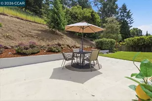 125 Elysian Fields Dr, Oakland, CA 94605 - Photo 46