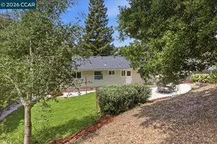 125 Elysian Fields Dr, Oakland, CA 94605 - Photo 42