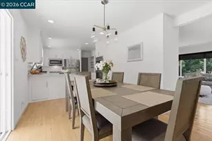 125 Elysian Fields Dr, Oakland, CA 94605 - Photo 14