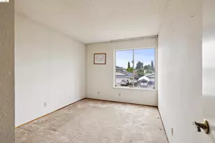 7360 Meadowgate Dr, Sacramento, CA 95823 - Photo 26