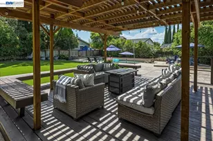 2377 College Ave, Livermore, CA 94550 - Photo 44