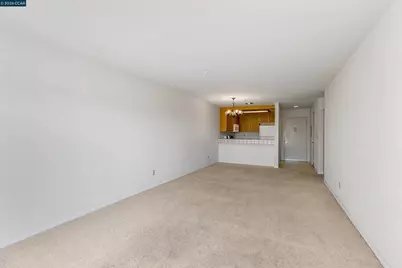 1201 Alta Vista Dr #206, Walnut Creek, CA 94596 - Photo 18