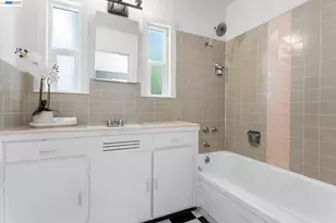 2114 Marin Ave, Berkeley, CA 94707 - Photo 10