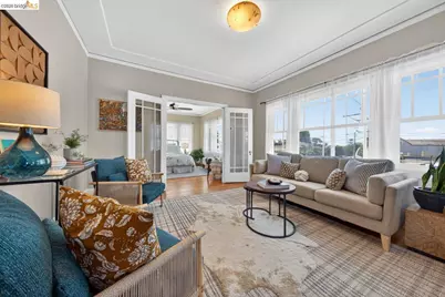 594 55th St, Oakland, CA 94609 - Photo 10