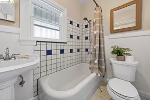 594 55th St, Oakland, CA 94609 - Photo 24