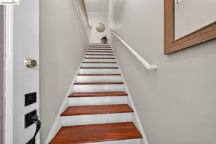 594 55th St, Oakland, CA 94609 - Photo 4
