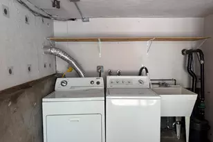 594 55th St, Oakland, CA 94609 - Photo 30