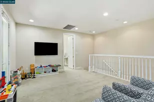 5043 Ivy Leaf Springs Rd, San Ramon, CA 94582 - Photo 14