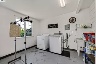 523 Evelyn Ln, Hayward, CA 94544 - Photo 36