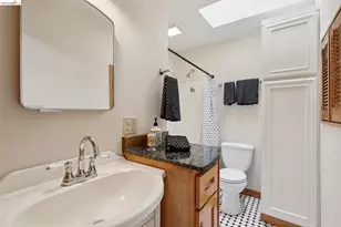 3710 West St, Oakland, CA 94608 - Photo 52
