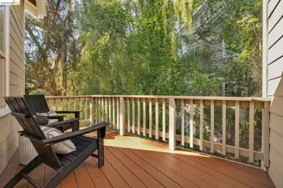 6203 Westwood Way, Oakland, CA 94611 - Photo 12
