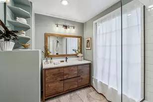 5504 Merriewood Dr, Oakland, CA 94611 - Photo 18