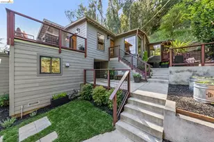 5504 Merriewood Dr, Oakland, CA 94611 - Photo 2