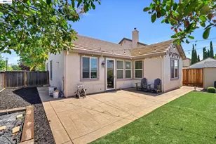 1021 Kennedy Pl, Tracy, CA 95377 - Photo 28