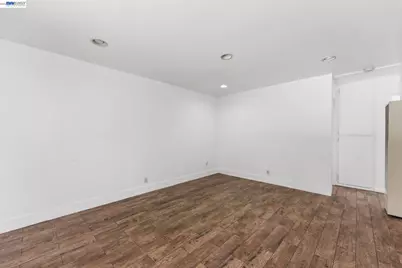 3350-3352 Senter Rd, San Jose, CA 95111 - Photo 6