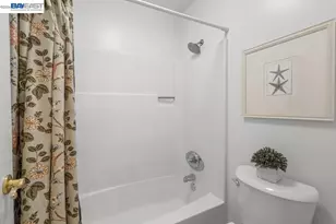 3836 Keneland Way, Pleasanton, CA 94588 - Photo 16