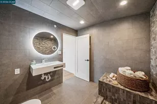 205 Crestview Dr, Orinda, CA 94563 - Photo 60
