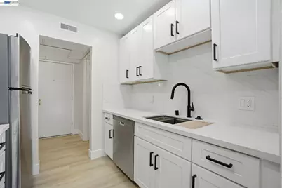 460 Civic Dr #106, Walnut Creek, CA 94596 - Photo 14